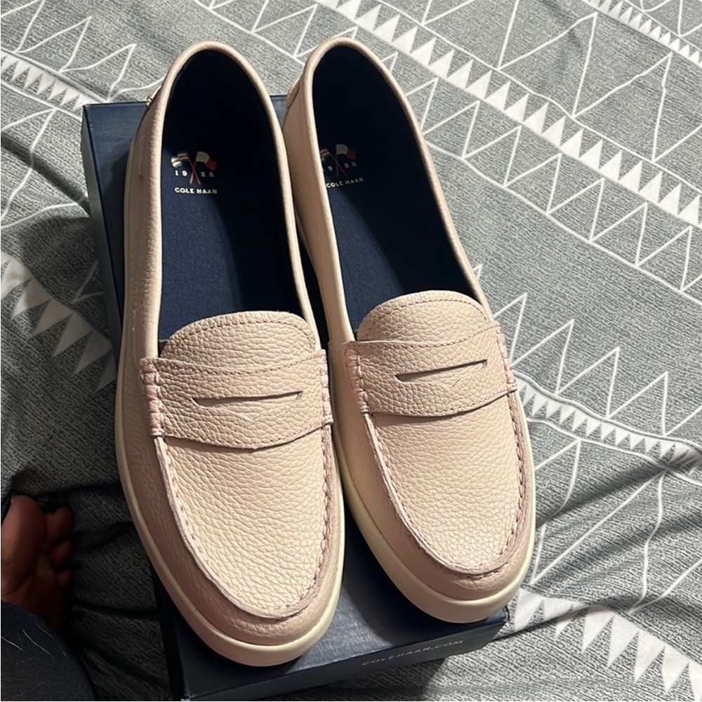 Cole Haan Women's Pink Loafers